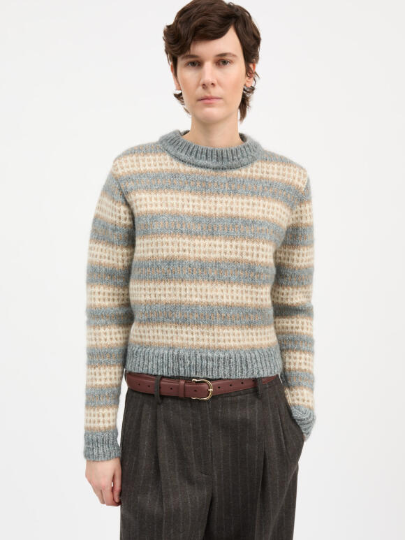 Skall  - Skall Svala O-Neck