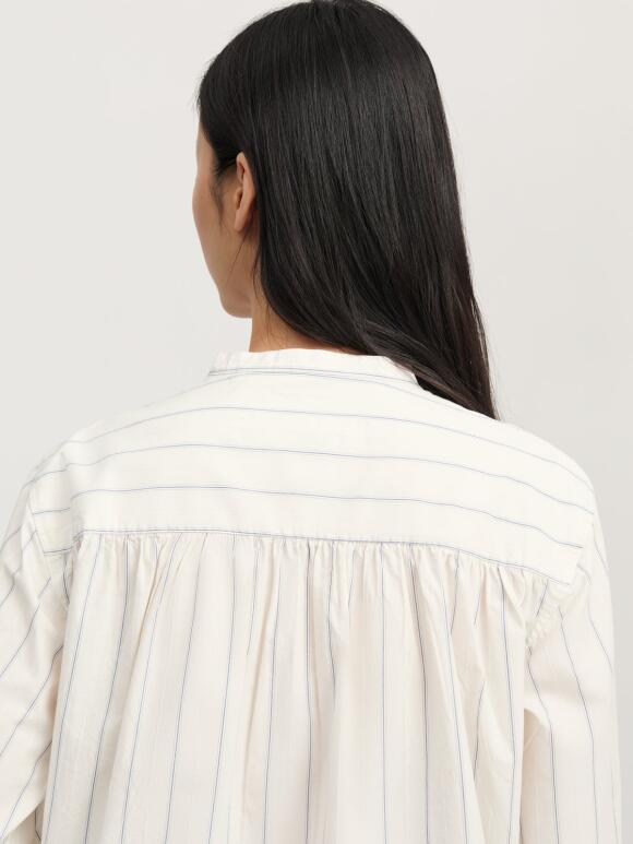 Aiayu Bibbi Shirt Champetra