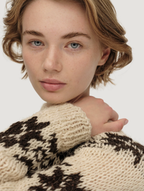 Gudrun & Gudrun - Gudrún&Gudrún Annika Gudrun & Gudrun - Gudrún&Gudrún Annika