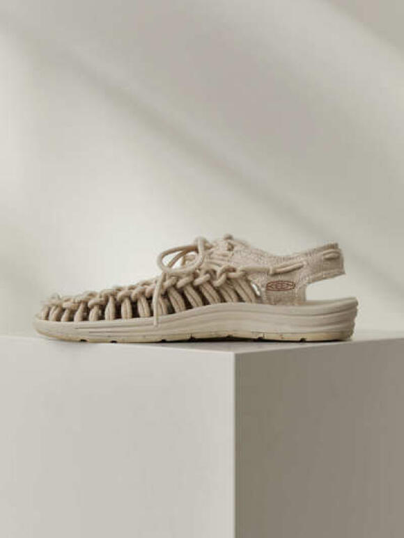 KEEN UNEEK x Skall Studio