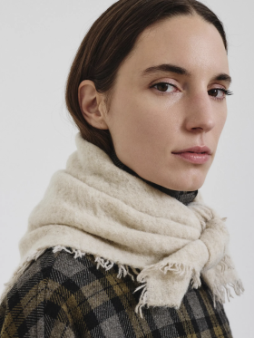Pomandére Scarf Ivory Pomandére Scarf Ivory